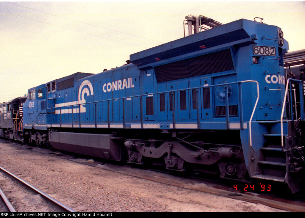 CR 6082